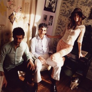 O Blonde Redhead liberou para download Not Getting There, uma prévia de seu esperado próximo álbum O Blonde Redhead liberou para download Not Getting There, uma prévia de seu esperado próximo álbum