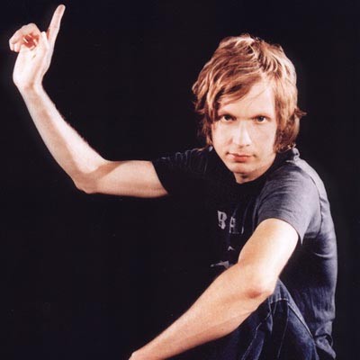 O talentoso Beck juntou a banda dos sonhos para gravar uma música por semana O talentoso Beck juntou a banda dos sonhos para gravar uma música por semana