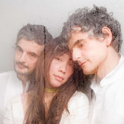 Blonde Redhead anuncia novo álbum para setembro Blonde Redhead anuncia novo álbum para setembro