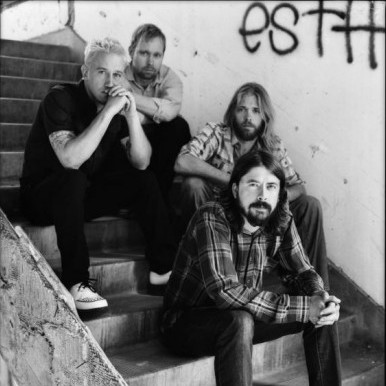 Foo Fighters divulga o nome do novo disco, Wasting Light, um dos mais esperados em 2011. Foo Fighters divulga o nome do novo disco, Wasting Light, um dos mais esperados em 2011.